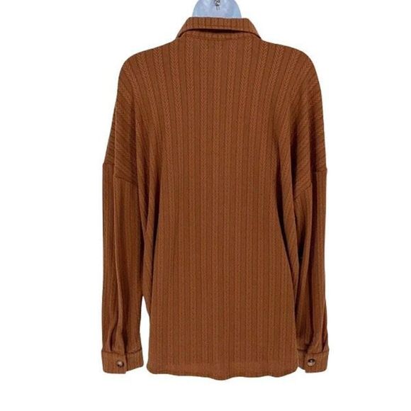Pink Lilly‎ Womens Knit Herringbone Textured Button Front Blouse Chestnut Medium - Picture 3 of 8